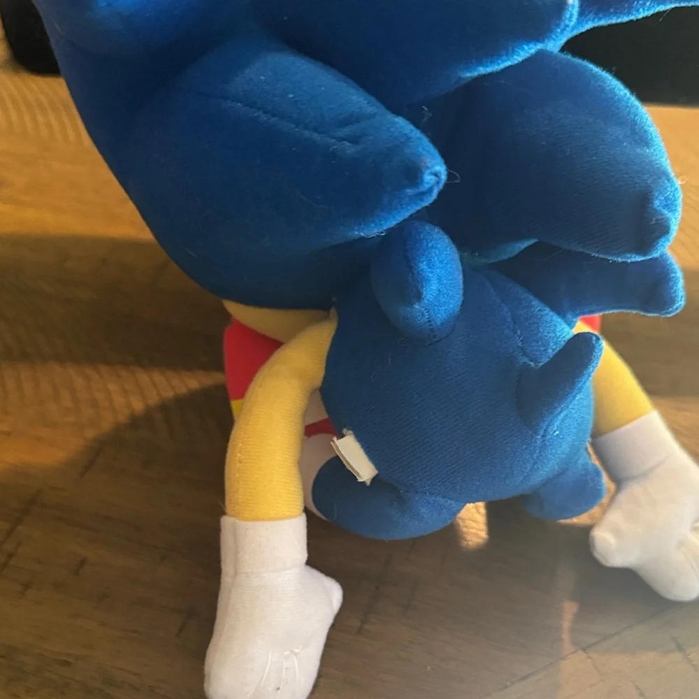 Sonic the Hedgehog Plush Toy - Picture 10 of 11